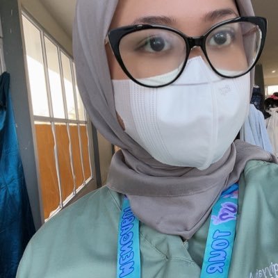 ✧*꒱ 。*♡. kpop antusiast^^. Ur future dentist 🦷 welcome to my uni diary.