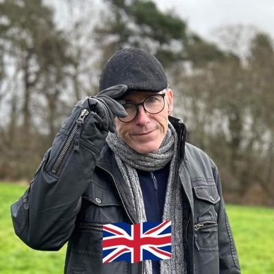 love my country and love all equally!
fighting to end the far left attack on Tommy Robinson and protect my daughters future