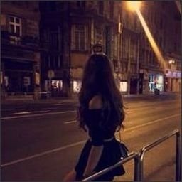 Happiness is probably that the person you like to cling to will never bother you