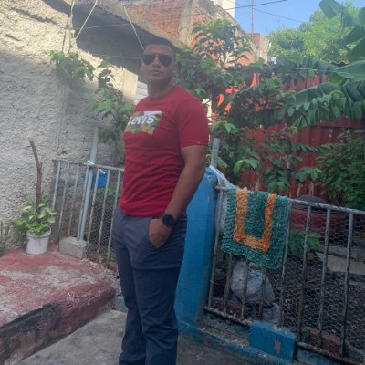 EnmanuelPache20's profile picture. Jesús es la razón por la q existo y vivo , mi familia la amo, y tambien me gusta el barça