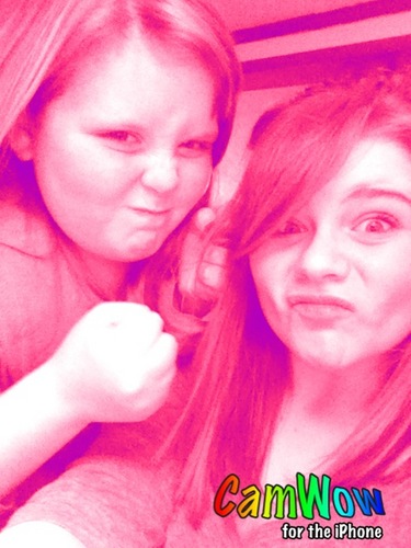 music, friends, dreams. 
LiVeItUp(: