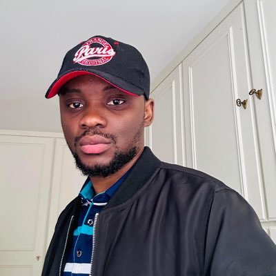 SmithBabakila's profile picture. Graphiste Designer •Web Designer •3D Designer •Monteur Vidéo •UI-UX Designer