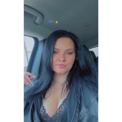 Destiny_5121's profile picture. click the link🤭 cash app: $destiny5100