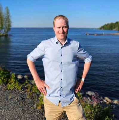 Toiminnanjohtaja, Pirkanmaan Keskusta 🍀
YTM (valtio-oppi). Political Scientist.