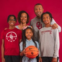 Michael Neal (@ou_coachneal) 's Twitter Profile