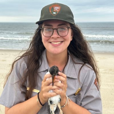 Biological Science Technician. PGH ➡️ PDX. Pitt ‘21. Beagle + cat mom, Nintendo enthusiast, taste tester of vegetarian food. She/her. #womeninSTEM #ADHD