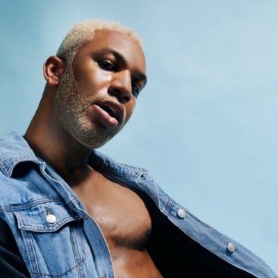 @datgaypopstar