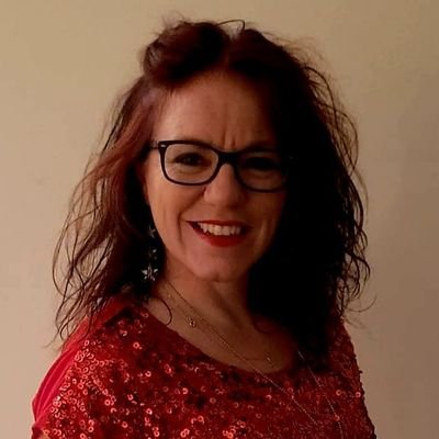 ♡Dochter'02
♡Dochter'06
♡HighHeels
♡ZingtIn'nKoor
♡TerrasKoningin
♡DoetIetsOp'nBasisschool
♡TeamPositief
♡Croupier
♡Hardlopen
♡She/her
♡PrivéAccount @EenGrietje