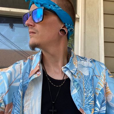 TylerRivenburg2's profile picture. 
