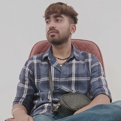 Akashhkrr's profile picture. Aspiring full stack developer with a strong passion for coding and technology. Alongside my journey in web development, I have a rich background in sports.