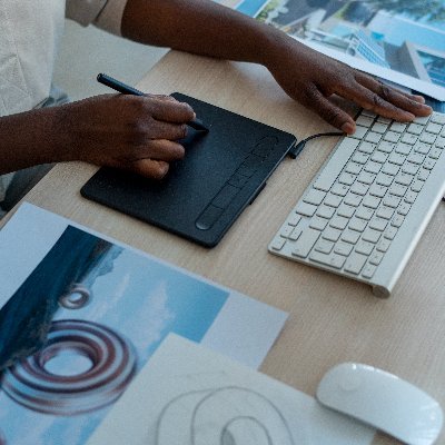 2D Animator | 3D Animator | Graphic Designer | Motion Graphics Artist | Apolitical