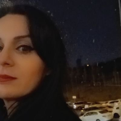 FusunMensure's profile picture. okur-yazar-editör-kleinerbaum