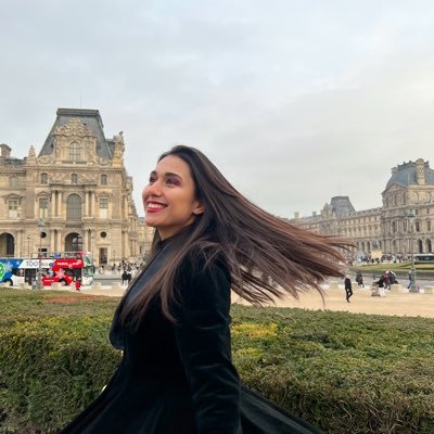 fatmaksu7's profile picture. Ruhi ve kalbi hastalıklarımız var.