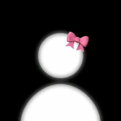 Moonblythea's profile picture. 