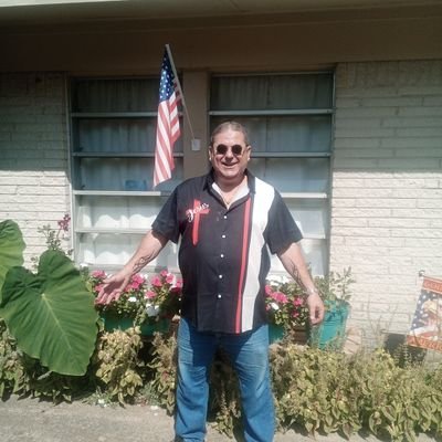 TheodoreFa36302's profile picture. Born Again Christian, married no children, disablabled