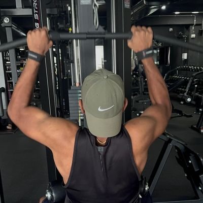 Engineer, tennis player, Fitness enthusiast & Hyderabadi, Engineer in @theappsmith
Ex-Principal Engineer @voicezen.
Ex- @oaknorth,@PramatiConnect,@TCS