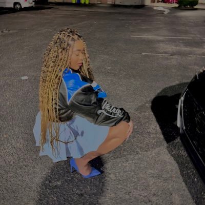 just here to talk shit, make bitches mad and share my hate for men DASSIT. 💋🫧🦋