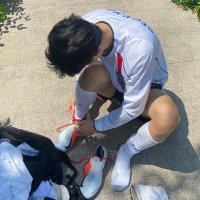 讨厌腌黄瓜 (@bzhlux) Twitter profile photo