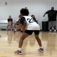 Leah Andrews (@leahandrews_32) 's Twitter Profile