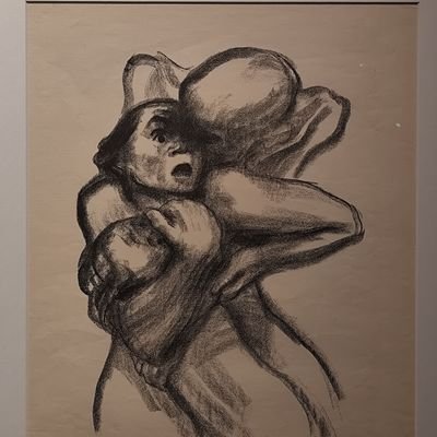 Anttab's profile picture. Sans nuance,  les mots frappent sans écho.