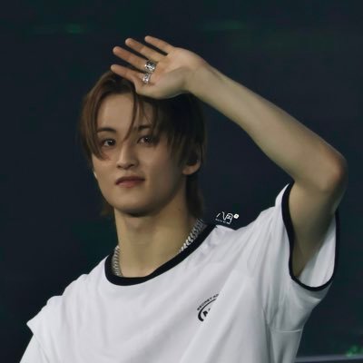 팔월²⁰⁰🫑 Profile
