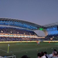 サッカー好き 遠藤 航選手などが着用するフルリニューアルした「FUTURE 8