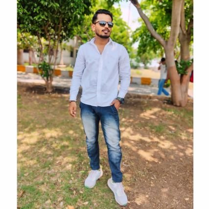 shubhzified's profile picture. As Far As God Is Waking Me Up, I Can Handle Anything. - @shubhzified