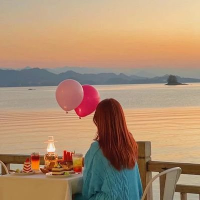 hilaryquil35784's profile picture. 