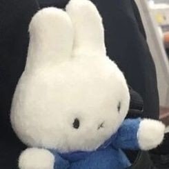 DDEONGB34RY's profile picture. 