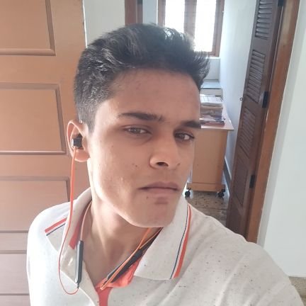 aditya_kombiyil's profile picture. HALA MADRID 🤍