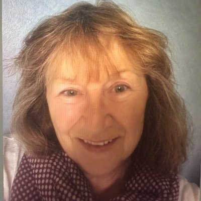 NinaieG27842's profile picture. Passion pour tous les Arts, la Vie, le Silence de la Liberté, la Poésie.