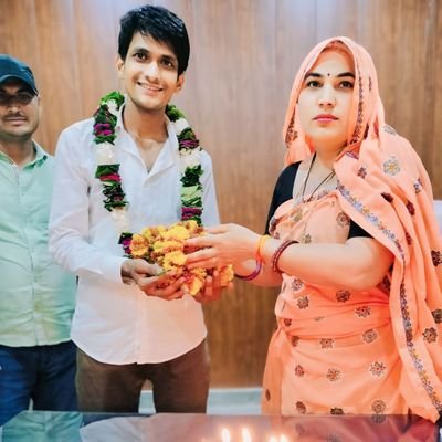 AbhirajTodabhim's profile picture. @INCindia @RahulGandhi #Social_Activitist, @ideology @sachinpilot @Iyc #Son_of_Farmer,  @AbhirajTodabhim,  #Former_Student_Union_President