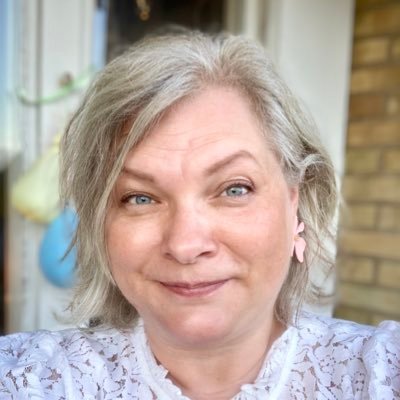 Mest om skolbibliotek och MIK. Finns också på Blue Sky https://t.co/fms7nhqIkL
