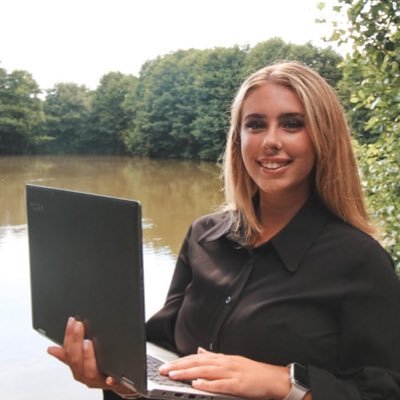 👩🏼💻 • Your go to Digital Specialist!
⭐️ • Helping SMEs take their business to the top!
📧 • Want to work with me? Send me a DM!
