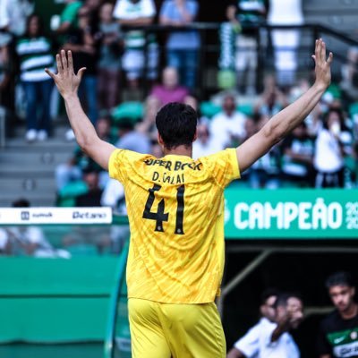 Jogador profissional de futebol do @Sporting_CP 🦁💚 🇧🇷🇮🇹