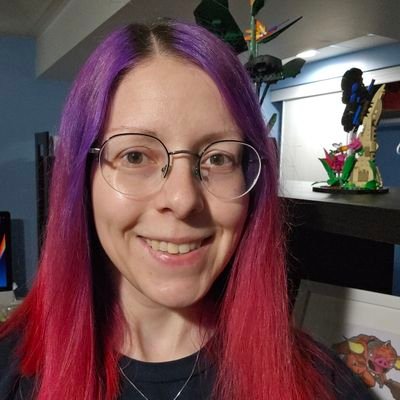 She/Her. I paint Magic Alters 🎨 and make tokens. Kirby Fanatic.
This profile is no longer monitored, for inquiries email motherofcardsalters@gmail.com