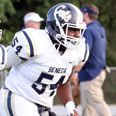 6”0 230lb class of 2027- NCAA id #2403231584 - Bench 285 Squat 415 - Seneca Bobcats 🏠- Ol/DL