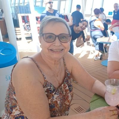 Engª Civil, Prof.Mat./ Psicopedagoga e Avó do Davi 💙 Direita Conserv./ Palmeiras/ 1ª conta em 2009 Derrubada em 2019/ O que Importa é a LIBERDADE e o Foda-se.