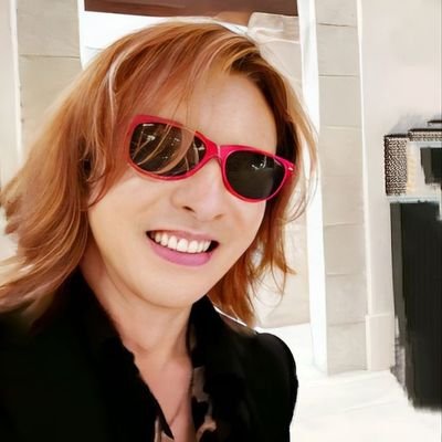 Musician
Designer @maisonyoshiki Leader @xjapanofficial @thelastrockstars make @ybyyoshiki
@yoshikipommery @yoshikimono @yoshikichannelofficial
Agent: WME
y