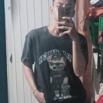 Al_ga_y1's profile picture. Some time pengen sendiri