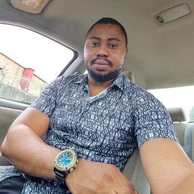 straight, proudly Gunner,Boston Celtics āļø, taurus, writer , artist , poet,fitness ,realtor,logophile, bibliophile, music lover