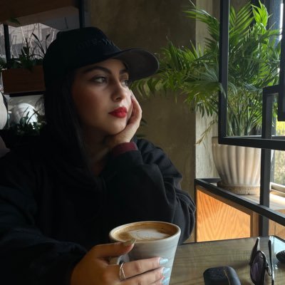 l__fatemeh__l's profile picture. ✨🥂