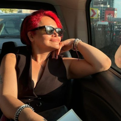 Haberci- İletişimci
Ben bir insan olmaya geldim.- https://t.co/xa6jFMAfUD