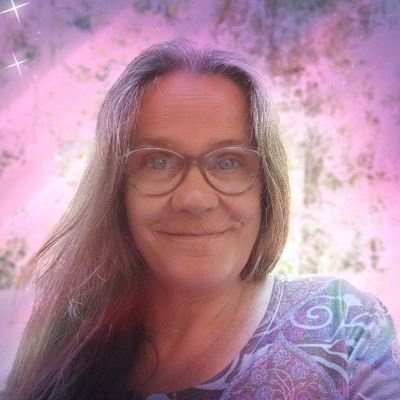 ShelleyM4947's profile picture. Social Justice Warrior