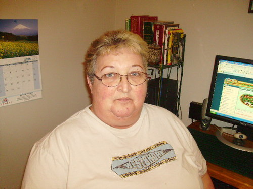 cdc1099's profile picture. Widowed Grandma. I love finding food and clothes to help others. We should always be a blessing. I love touching one heart at a time by sharing my life stories.