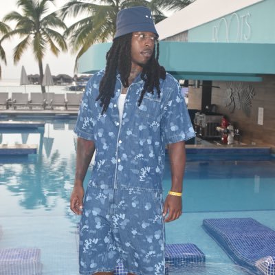 Pbucksss's profile picture. 