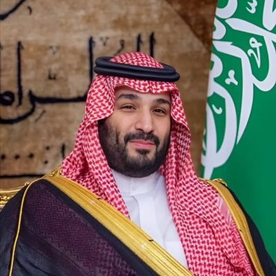 - لا تقدّم على رآية وطنك أي شيء ، فكل شيء يأتي بعدها 🇸🇦