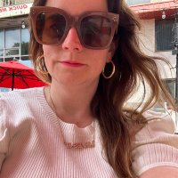 Julie (@thejuliedaniel) 's Twitter Profile