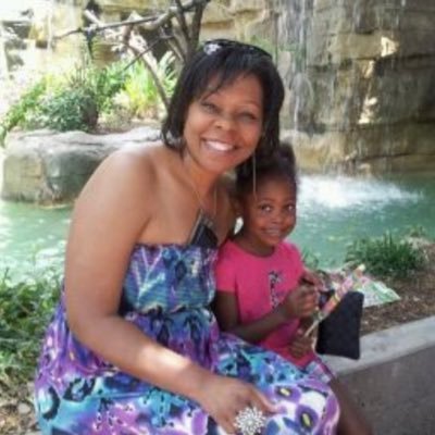 Helenaka08's profile picture. Romans 8:28•Grambling State Alum 🐯 🖤💛❤️•AKA 💞💚•T1D 💉