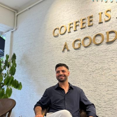 AcarMstf6572's profile picture. Güzel olan ne varsa,hepsini yitirdik.
(@beşiktaş)